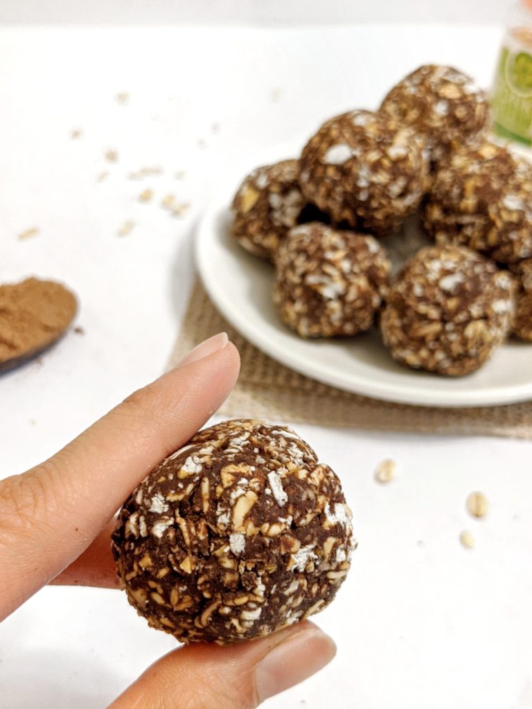 With no sugar or fat and just pure carbs and protein, these Chocolate Protein Balls are the most perfect post-workout fuel you will ever find! Easy, simple ingredients, no bake and great for a dessert or snack too!