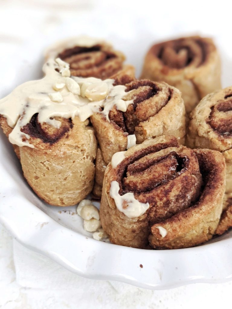 Super easy Peanut Butter Protein Cinnamon Rolls with a peanut butter frosting for a beautiful and sweet breakfast! These peanut butter cinnamon rolls use peanut butter powder, protein powder and Greek yogurt, and make healthy, low calorie breakfast rolls!