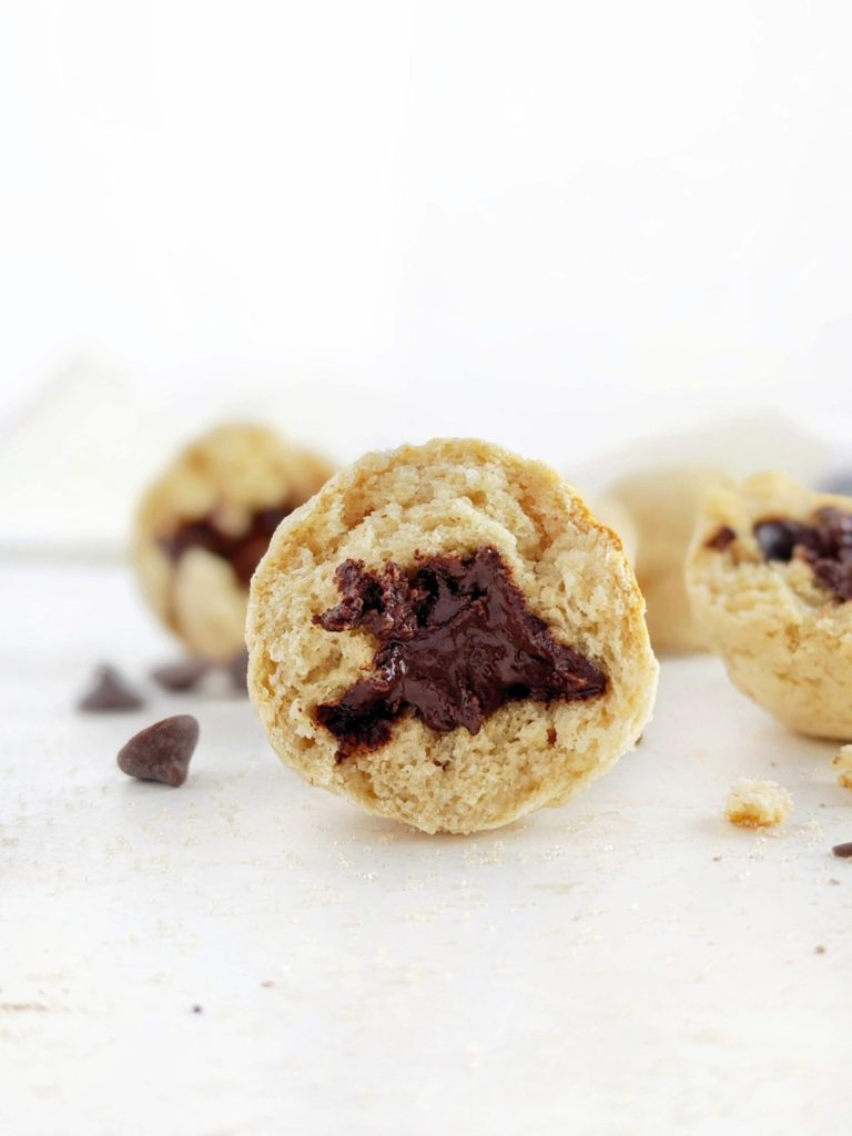 Chocolate stuffed Protein Pancake Bites made with just 5 ingredients! These protein powder pancake bites use Kodiak cakes protein pancake mix and are a great healthy breakfast or post workout treat on the go!