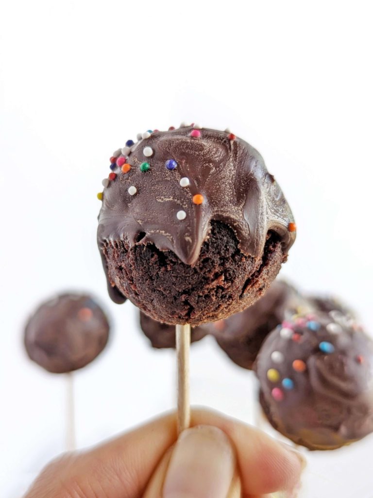 Guilt free Chocolate Protein Cake Pops with a protein chocolate cake, frosting and sugar free chocolate! These homemade chocolate protein powder cake pops are healthy, low calorie, low fat, gluten free and Vegan too!