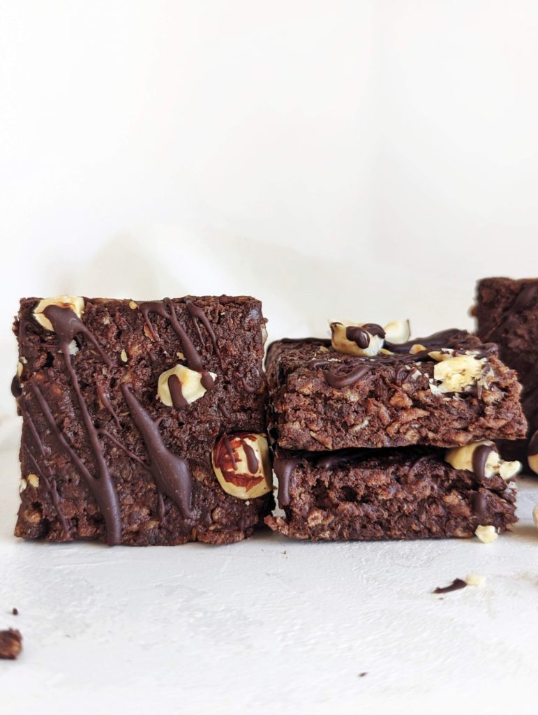 Decadent Protein Nutella Rice Krispie Treats for an easy, healthy, no bake snack. These Nutella rice crispy treats have no marshmallow, and use protein powder and sugar-free chocolate nut butter spread too.