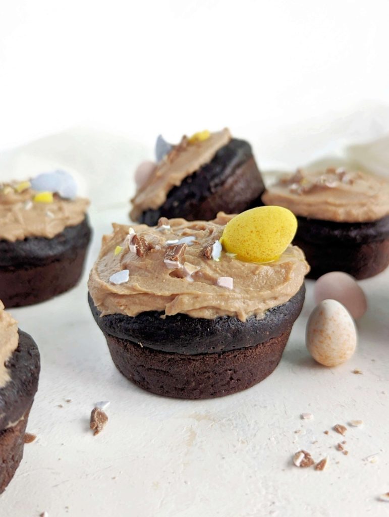 Unbelievably soft Dirt Pudding Protein Cupcakes with the Oreo protein cupcake base and chocolate protein pudding topping! These healthy Oreo dirt cupcakes are sugar free, low fat, low calorie and Vegan too!