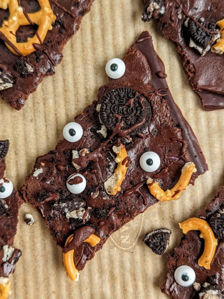 Healthy Halloween Bark is a bewitching blending of flavors and textures so you can have your treats and your health too; Sugar free chocolate, high protein spread and halloween treats - it’s everything you want.