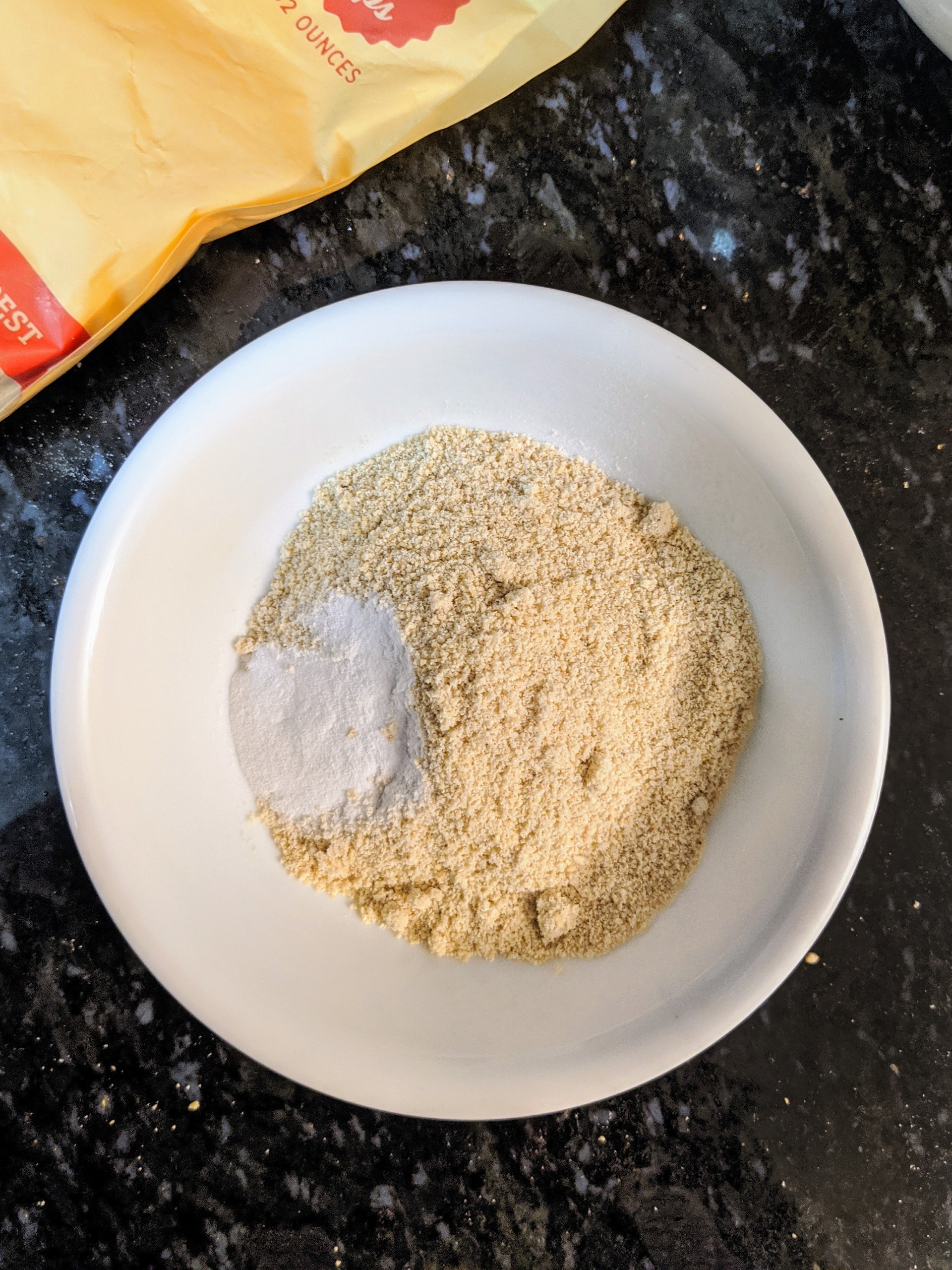 cashew flour