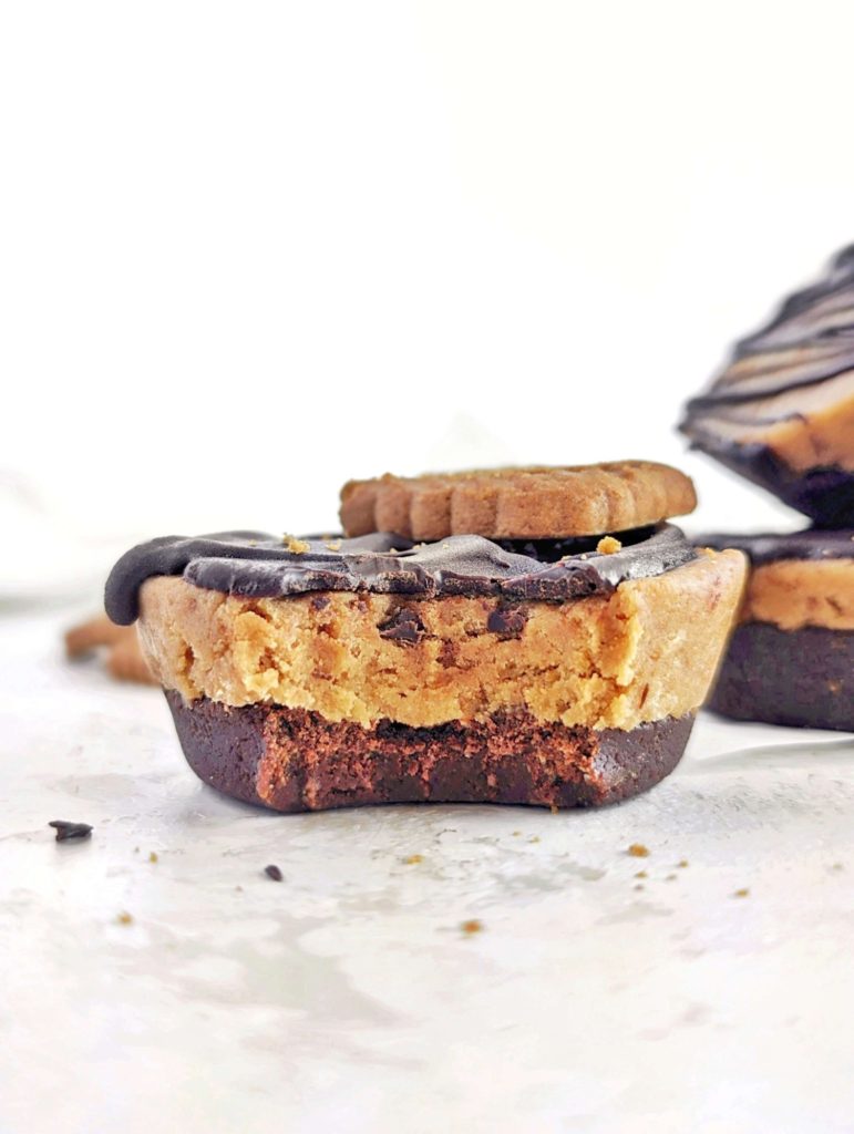 Unbelievably good Chocolate Biscoff Protein Bars with layers of chocolate and speculoos cookie with protein powder. These healthy chocolate biscoff bars are low fat, low calorie and low sugar too - a great homemade protein bar recipe.