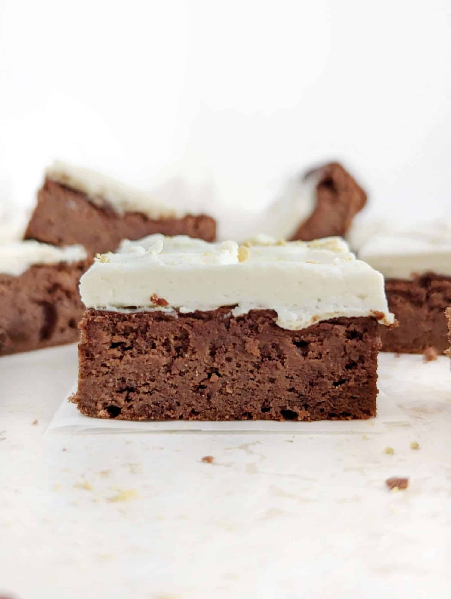 brownies with vanilla frosting