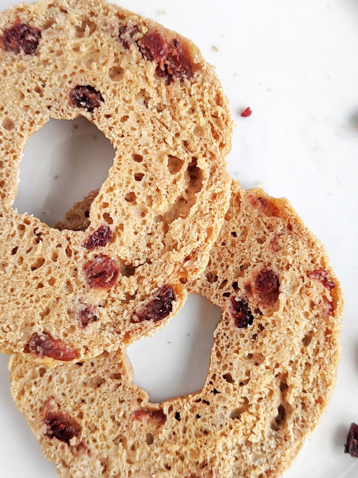 Healthy Cinnamon Raisin Bagels - High Protein, Good For You! | Hayl's ...