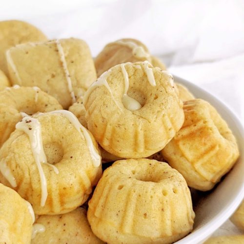 https://www.haylskitchen.com/wp-content/uploads/2023/02/Mini-Eggnog-Protein-Cakes-Main-500x500.jpg